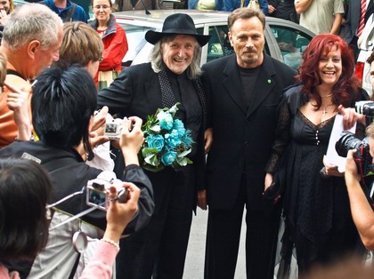 Bathory láme v kinech rekordy